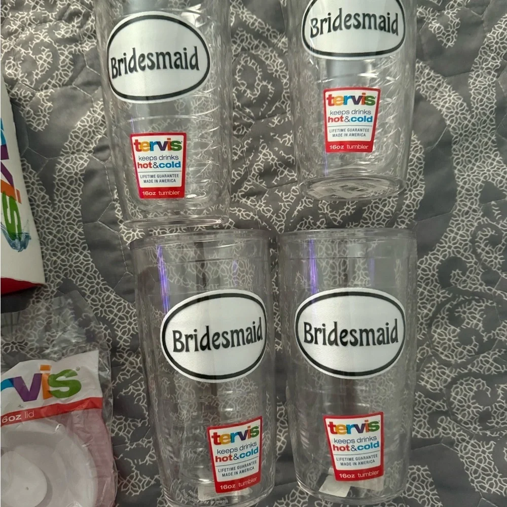 Tervis NWT Tumbler/Bride & Groom, Bridesmaid Clear Tumblers Set (2 Lids) 16 oz